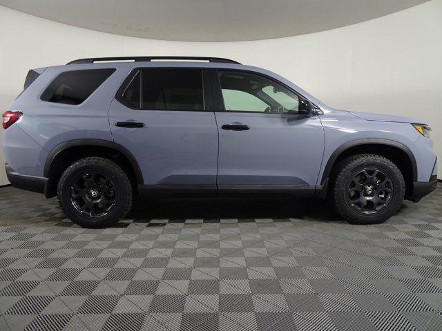 new 2025 Honda Pilot car, priced at $50,950