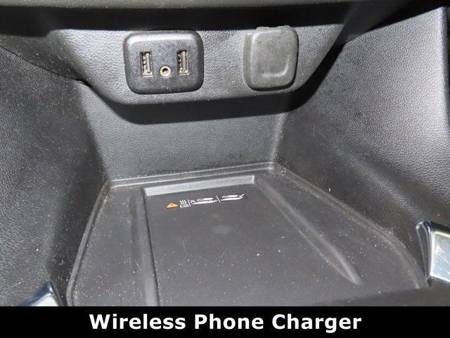 used 2023 Chevrolet Traverse car, priced at $23,575