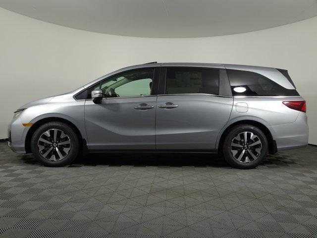 new 2026 Honda Odyssey car, priced at $44,290