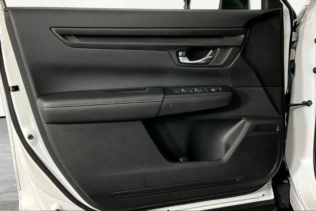 used 2023 Honda CR-V Hybrid car, priced at $30,161