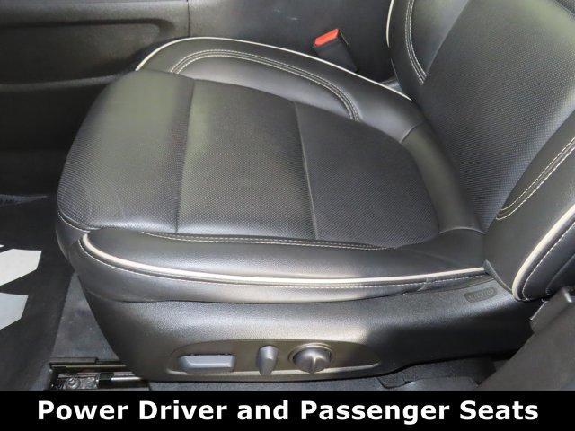 used 2023 Chevrolet Traverse car, priced at $30,777