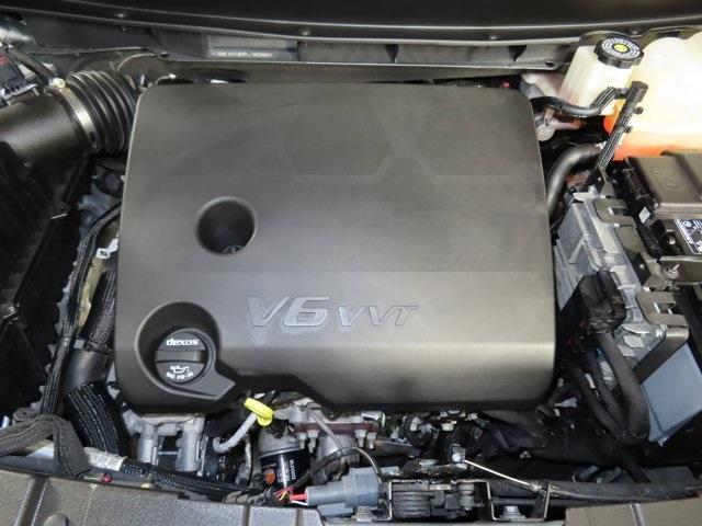 used 2023 Chevrolet Traverse car, priced at $30,777