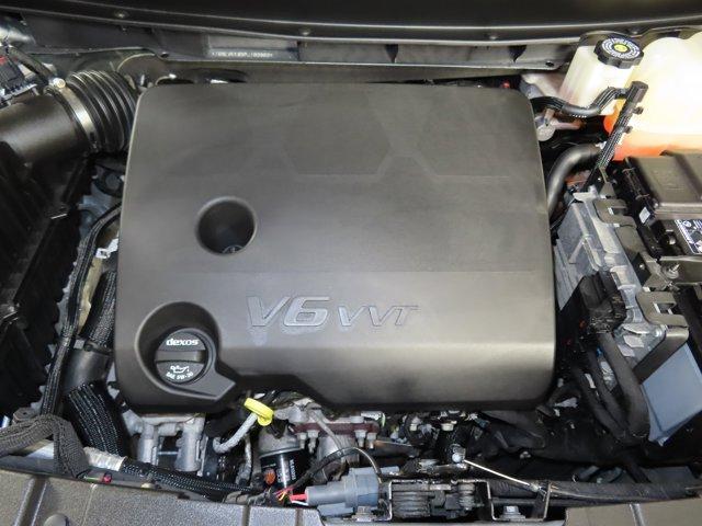 used 2023 Chevrolet Traverse car, priced at $30,777