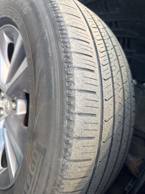 used 2015 Toyota Highlander car, priced at $17,406