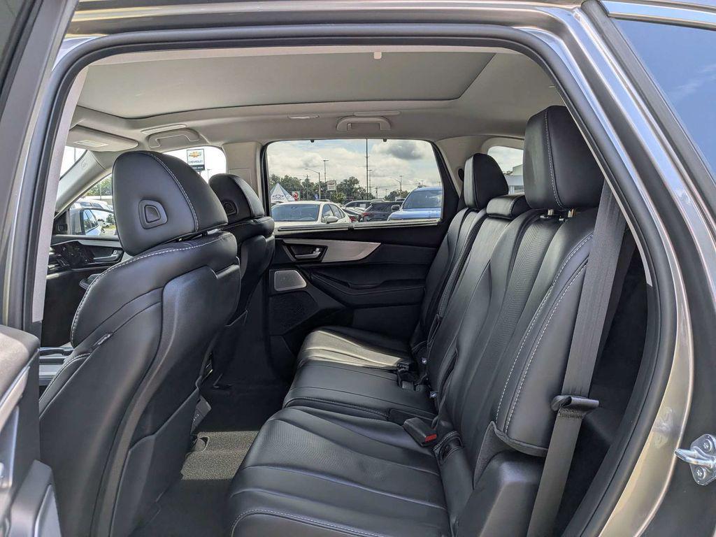 used 2025 Acura MDX car, priced at $43,230