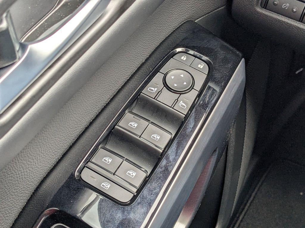 new 2026 Nissan Pathfinder car, priced at $39,984