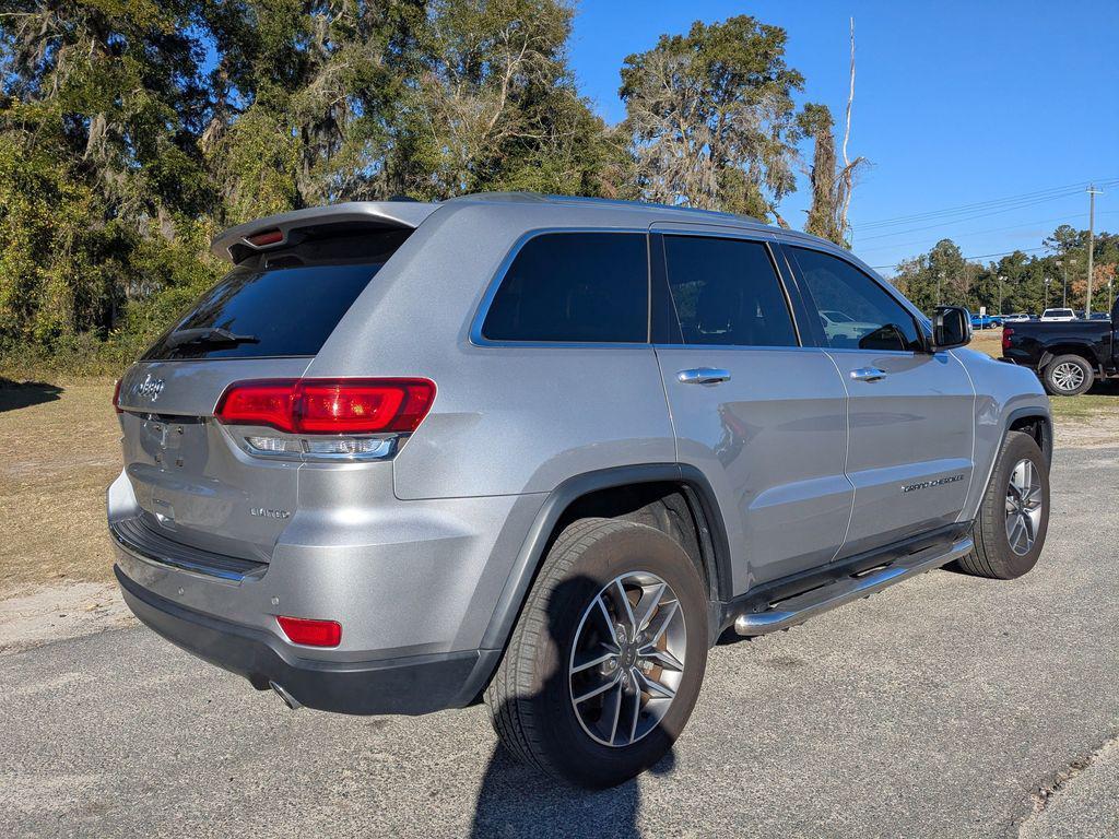 used 2021 Jeep Grand Cherokee car, priced at $17,261