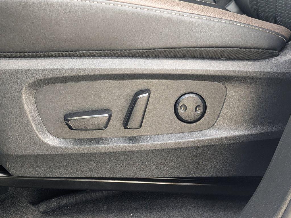 new 2026 Nissan Pathfinder car, priced at $46,780