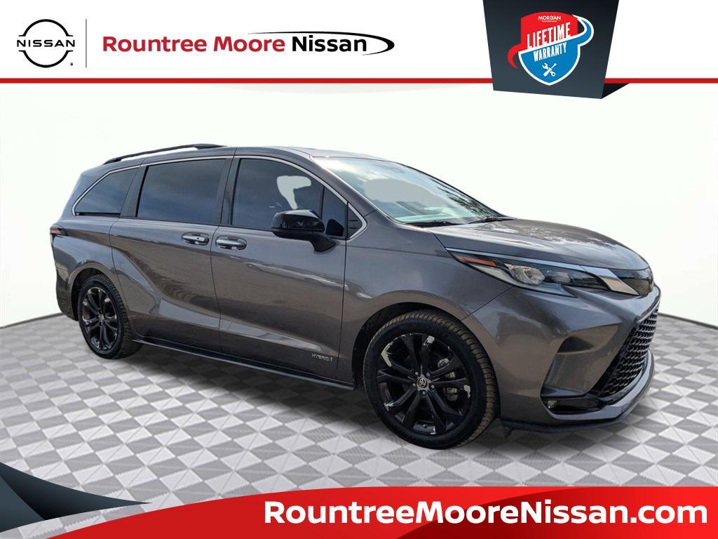 used 2021 Toyota Sienna car, priced at $31,818