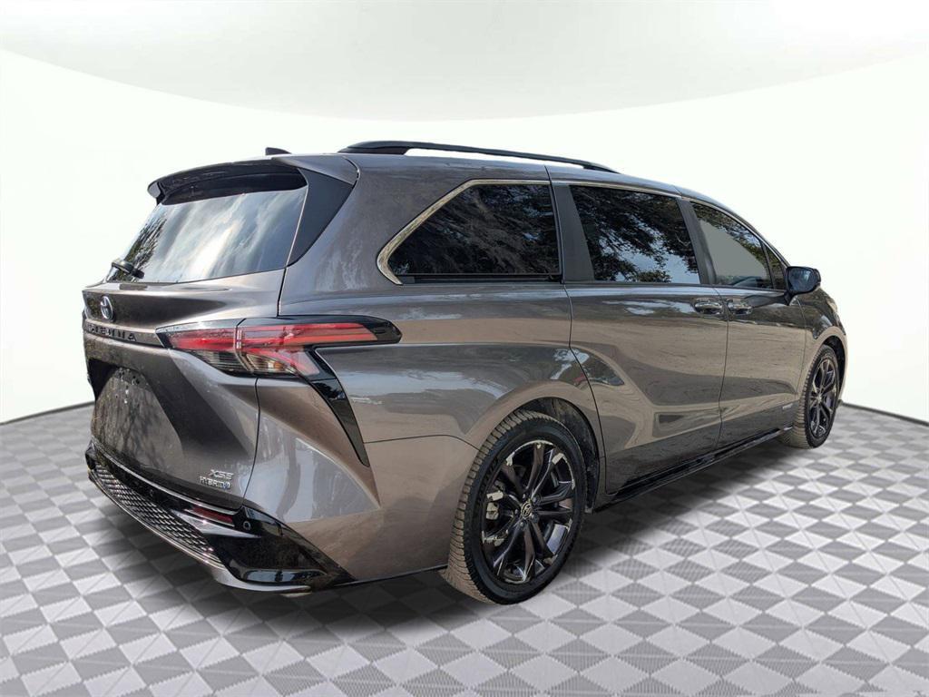 used 2021 Toyota Sienna car, priced at $31,818