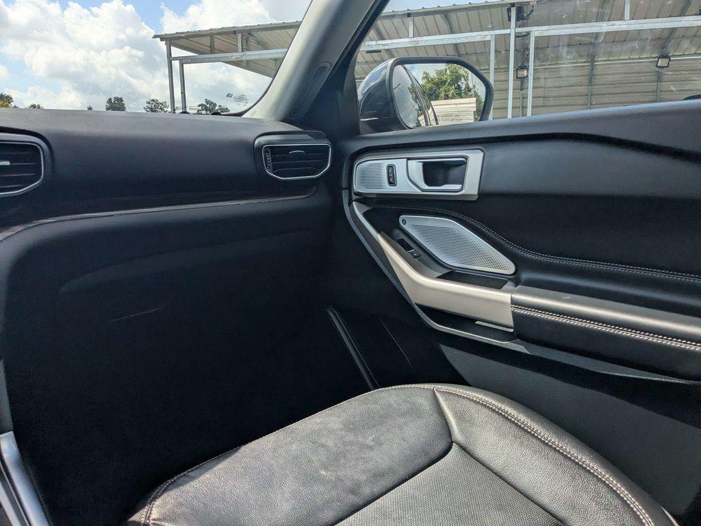 used 2024 Ford Explorer car, priced at $37,107