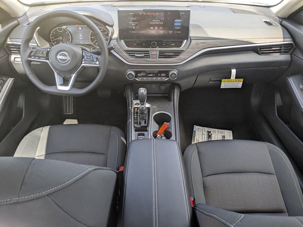 new 2025 Nissan Altima car, priced at $24,805