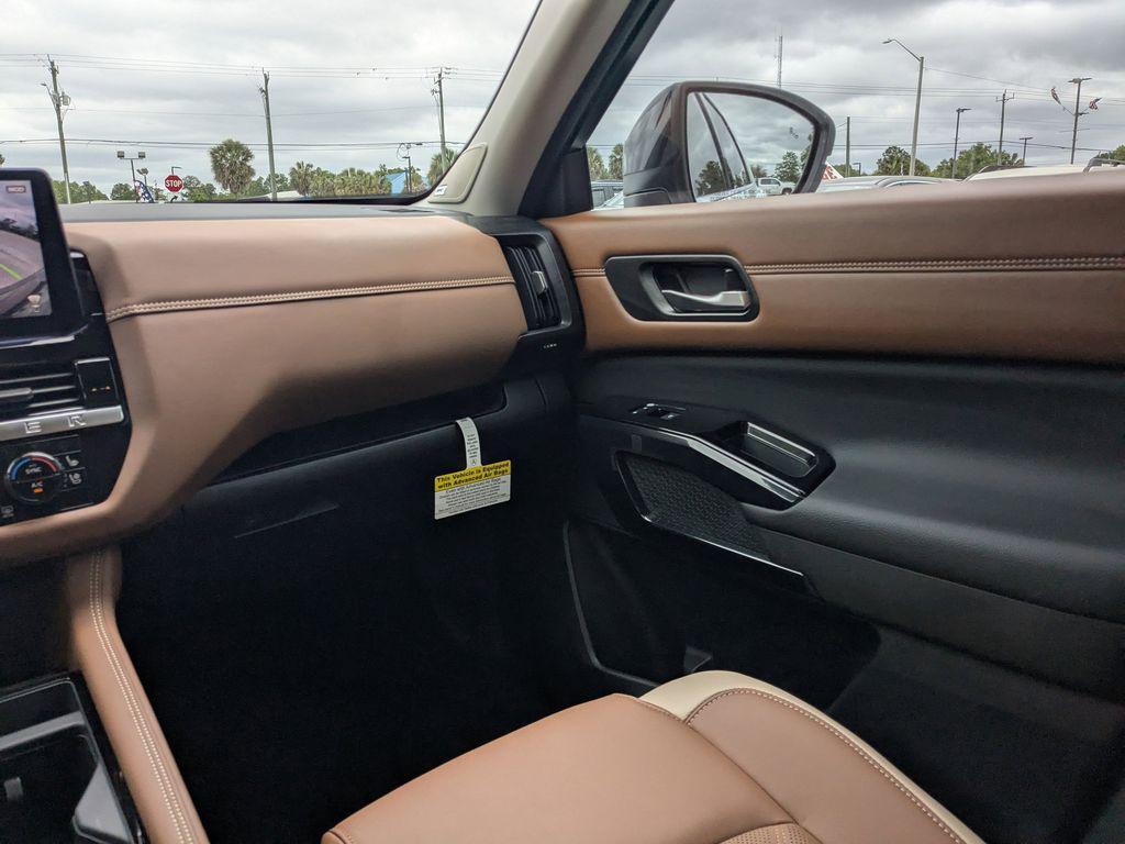 new 2026 Nissan Pathfinder car, priced at $45,446