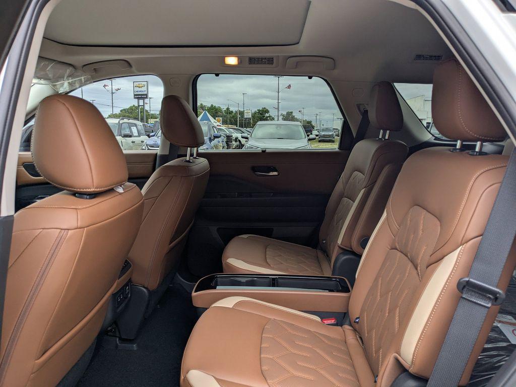 new 2026 Nissan Pathfinder car, priced at $45,446