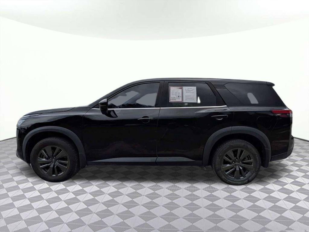 used 2022 Nissan Pathfinder car, priced at $21,247