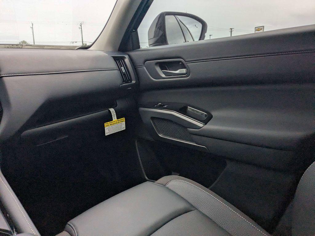 new 2026 Nissan Pathfinder car, priced at $46,125