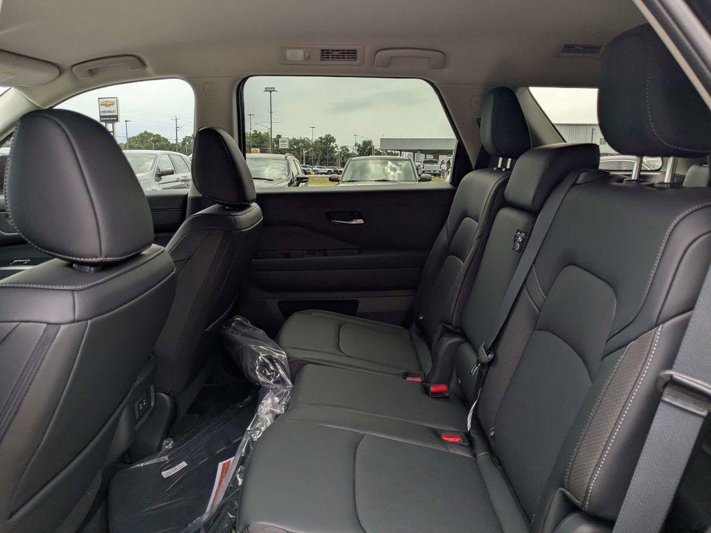 new 2026 Nissan Pathfinder car, priced at $46,125
