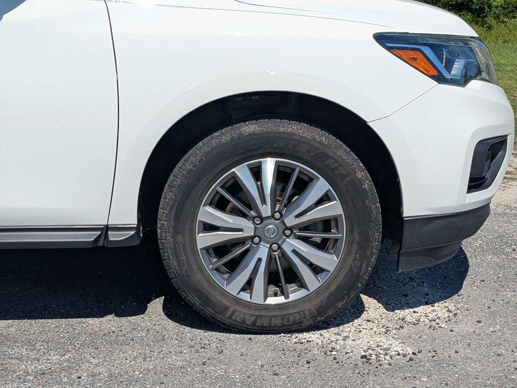 used 2020 Nissan Pathfinder car, priced at $12,897