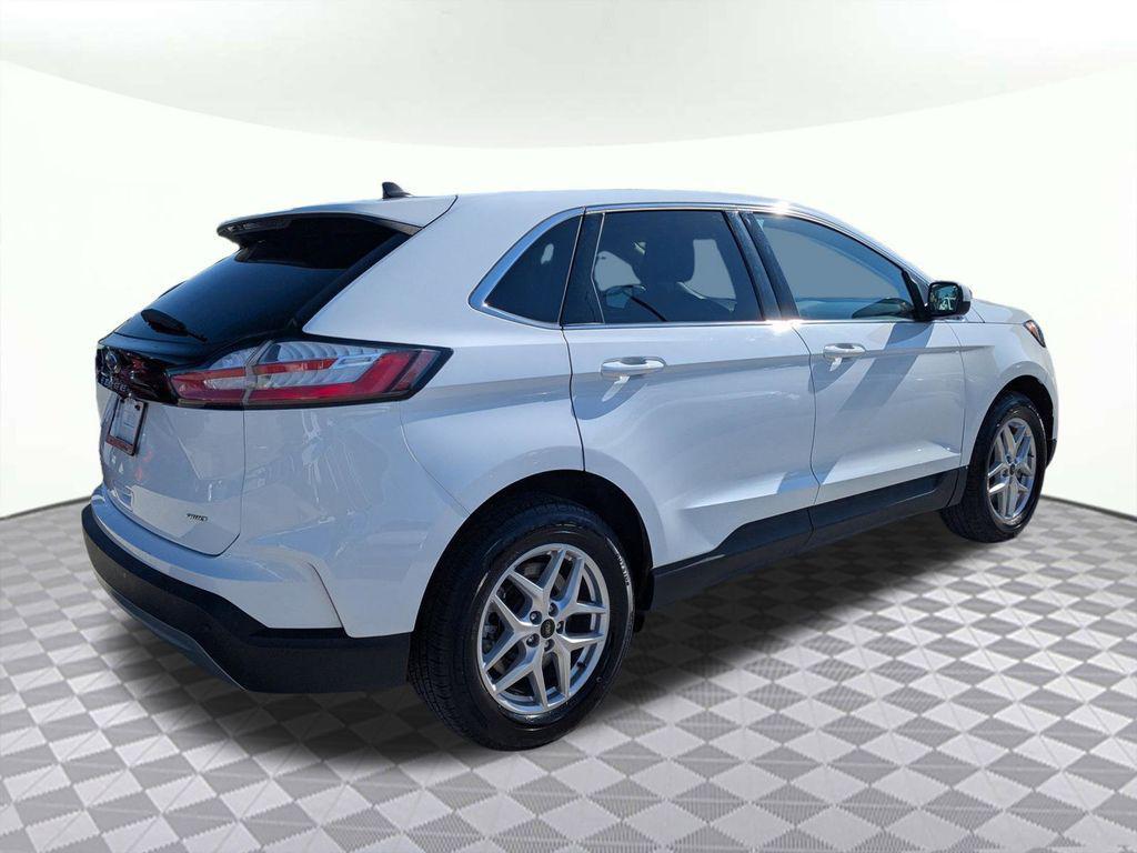 used 2024 Ford Edge car, priced at $19,194
