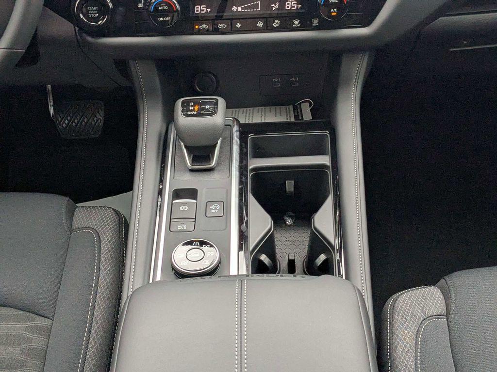 new 2026 Nissan Pathfinder car, priced at $39,455