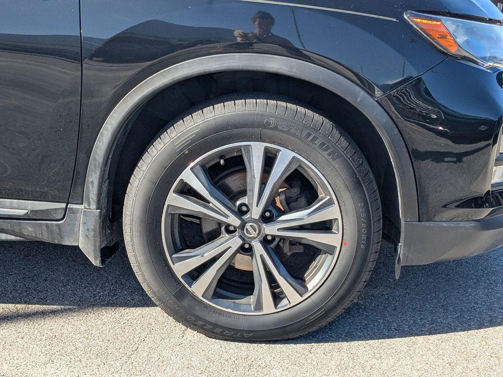 used 2017 Nissan Rogue car, priced at $11,571