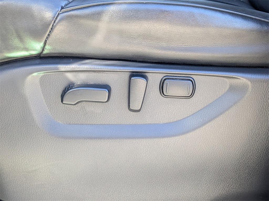 used 2022 Nissan Armada car, priced at $24,990