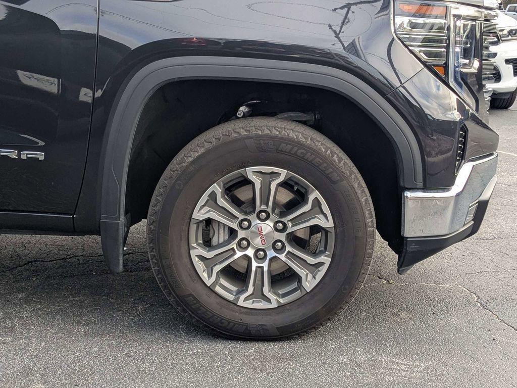 used 2025 GMC Sierra 1500 car, priced at $41,614