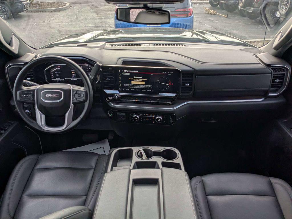 used 2025 GMC Sierra 1500 car, priced at $41,614