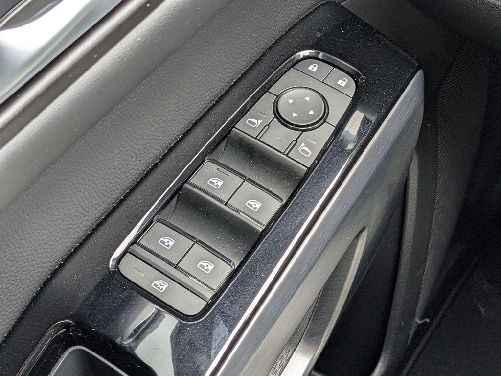 new 2026 Nissan Pathfinder car, priced at $40,015