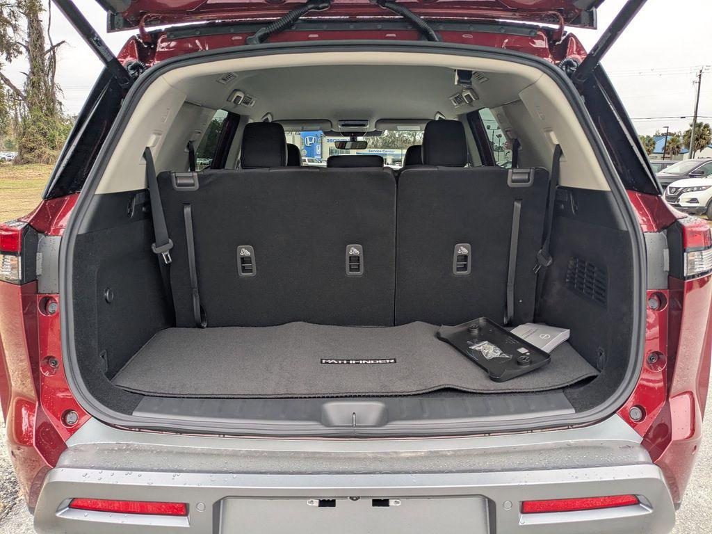 new 2026 Nissan Pathfinder car, priced at $40,015
