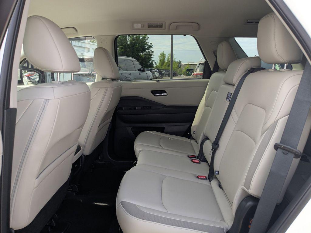 used 2023 Nissan Pathfinder car, priced at $33,177