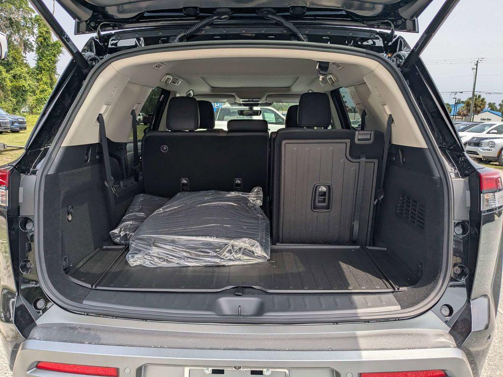 new 2026 Nissan Pathfinder car, priced at $47,015