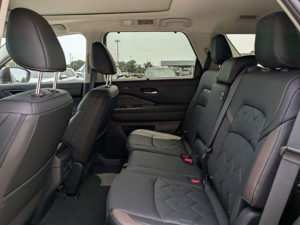 new 2026 Nissan Pathfinder car, priced at $47,015