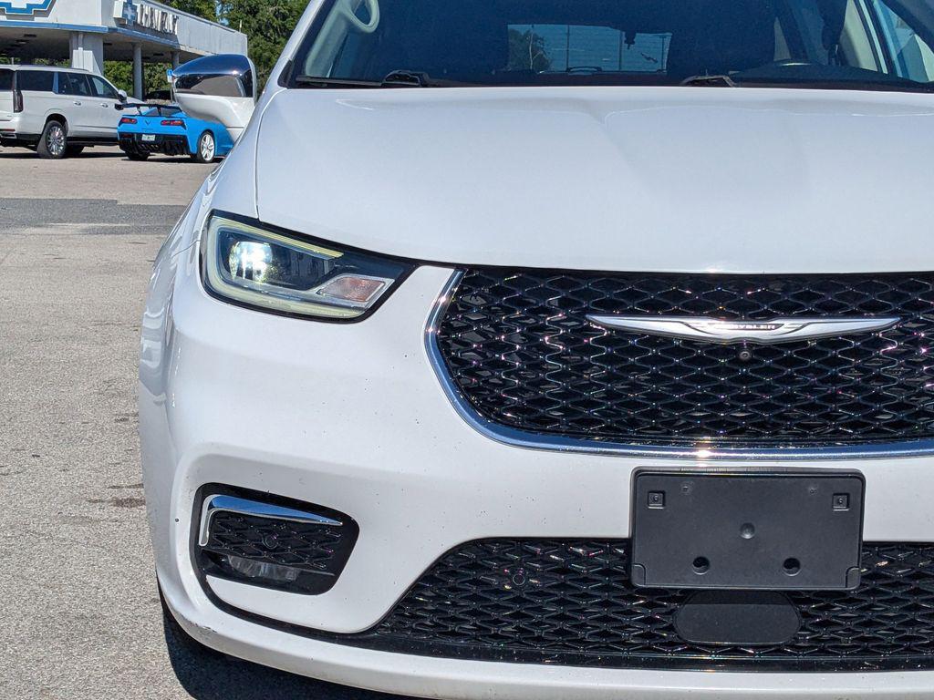 used 2022 Chrysler Pacifica car, priced at $21,005