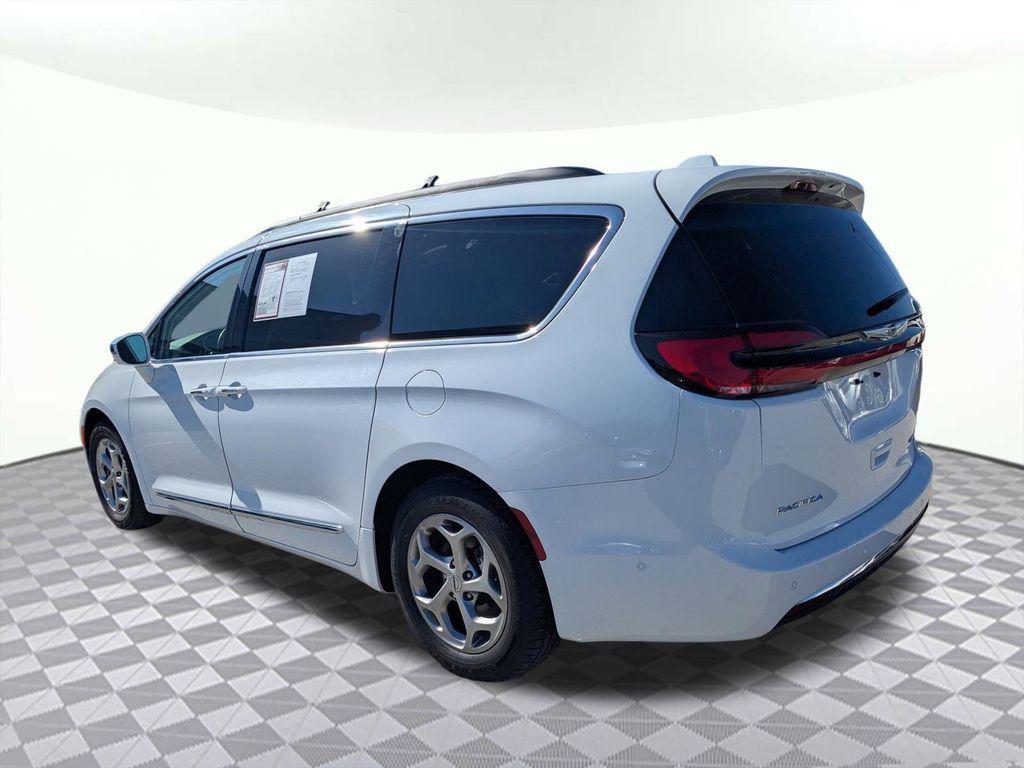 used 2022 Chrysler Pacifica car, priced at $21,005