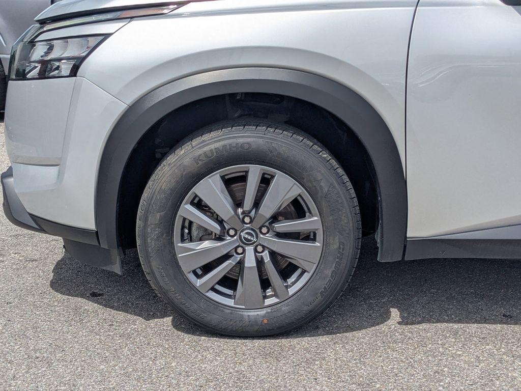 used 2025 Nissan Pathfinder car, priced at $30,128