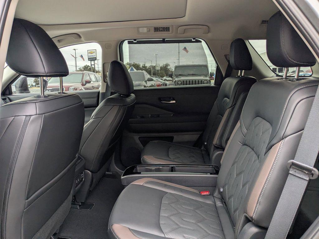 new 2026 Nissan Pathfinder car, priced at $48,870