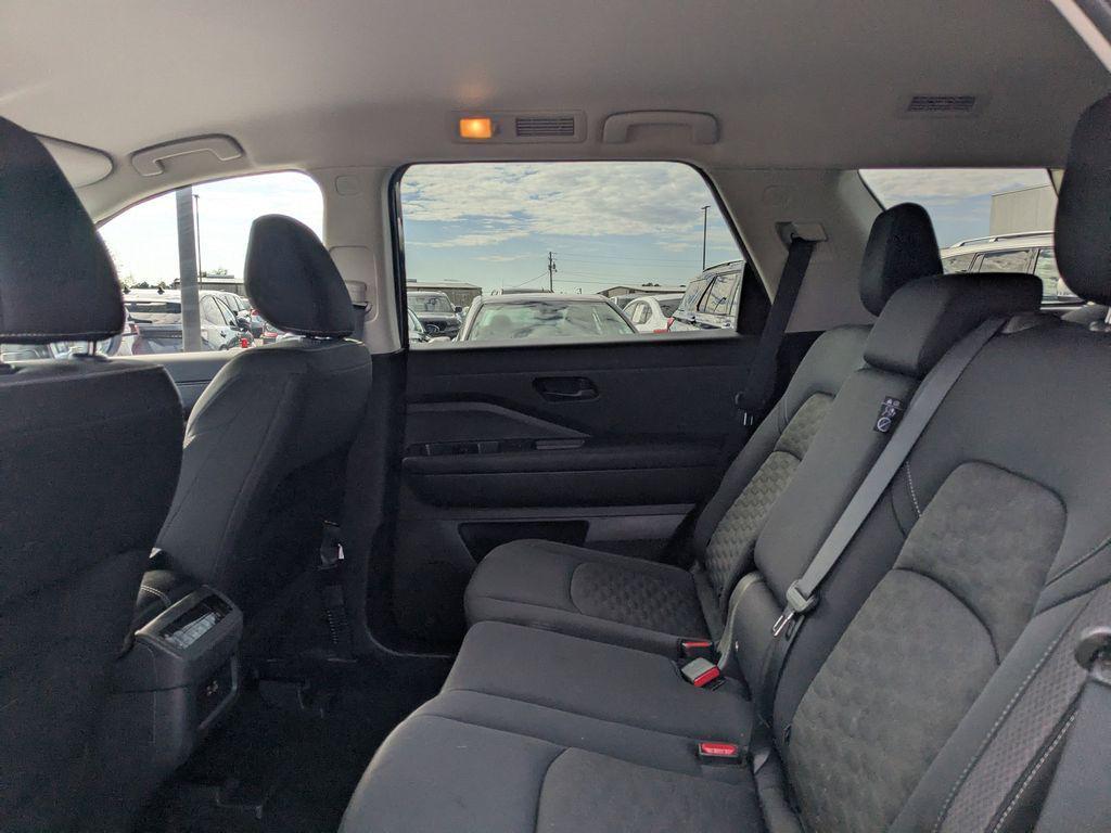 used 2025 Nissan Pathfinder car, priced at $28,167