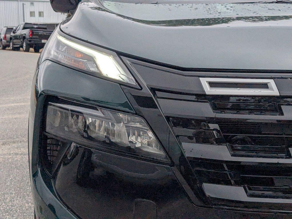 new 2026 Nissan Rogue car, priced at $31,252