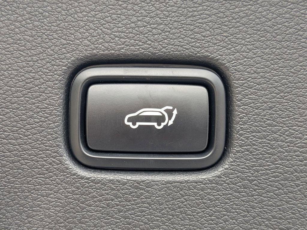 used 2023 Kia Sportage car, priced at $25,102