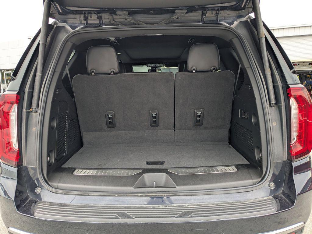 used 2023 GMC Yukon car, priced at $55,413