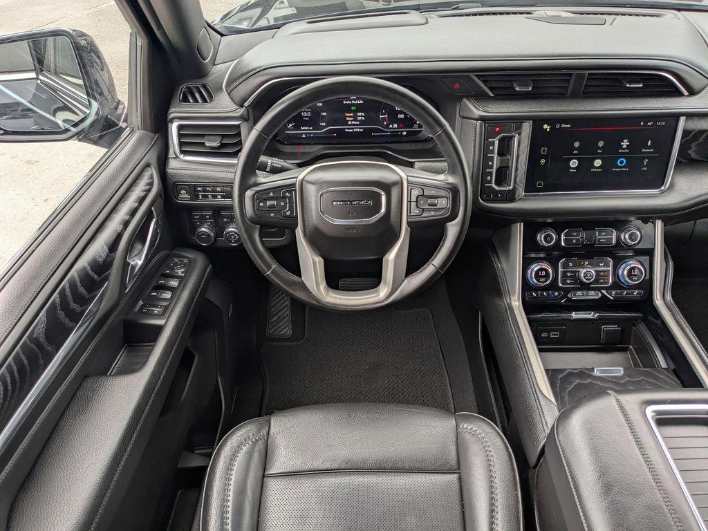 used 2023 GMC Yukon car, priced at $55,413