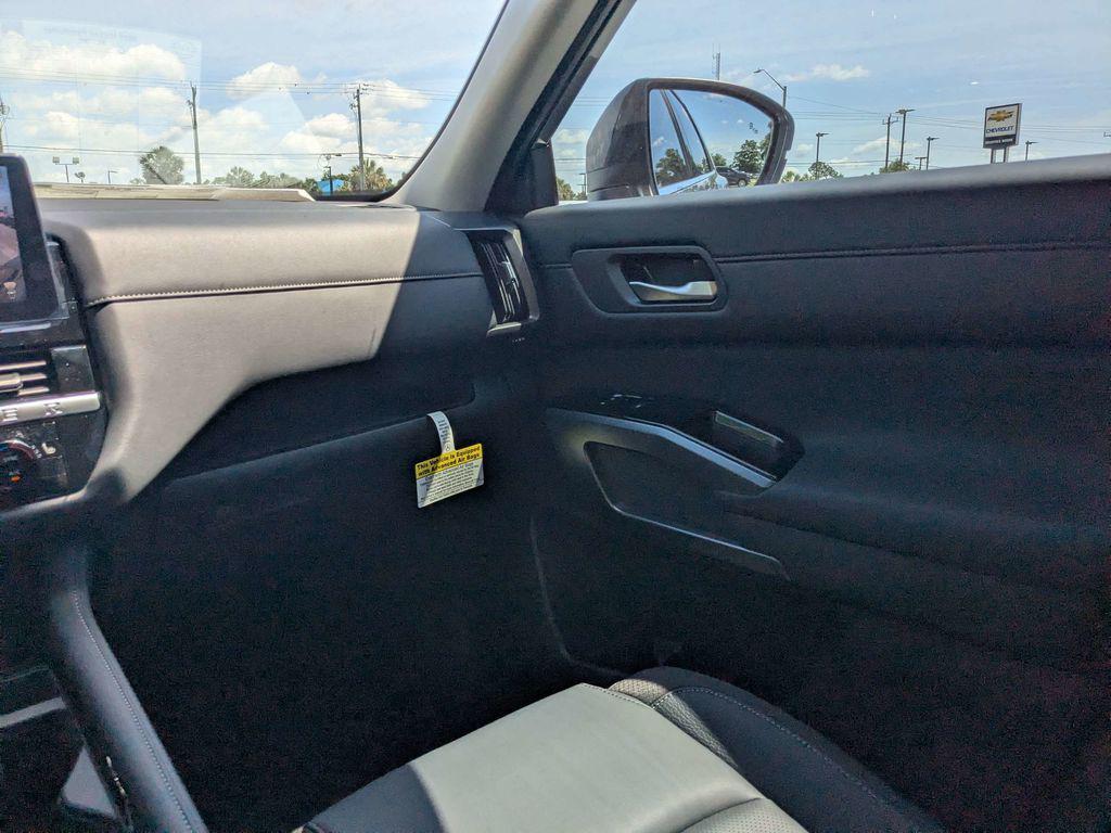 new 2026 Nissan Pathfinder car, priced at $45,745
