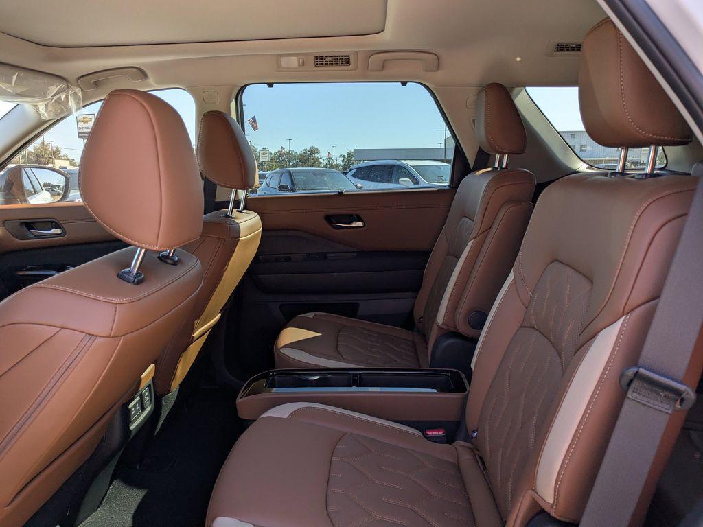 new 2026 Nissan Pathfinder car, priced at $47,761