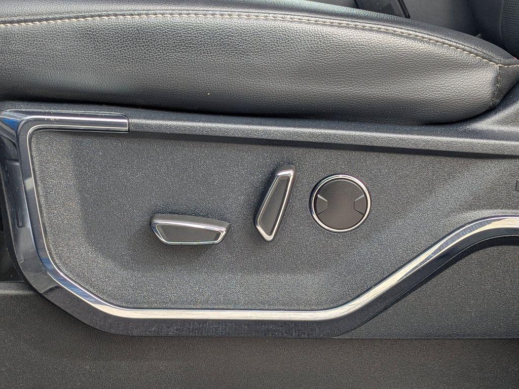 used 2021 Ford F-150 car, priced at $40,651