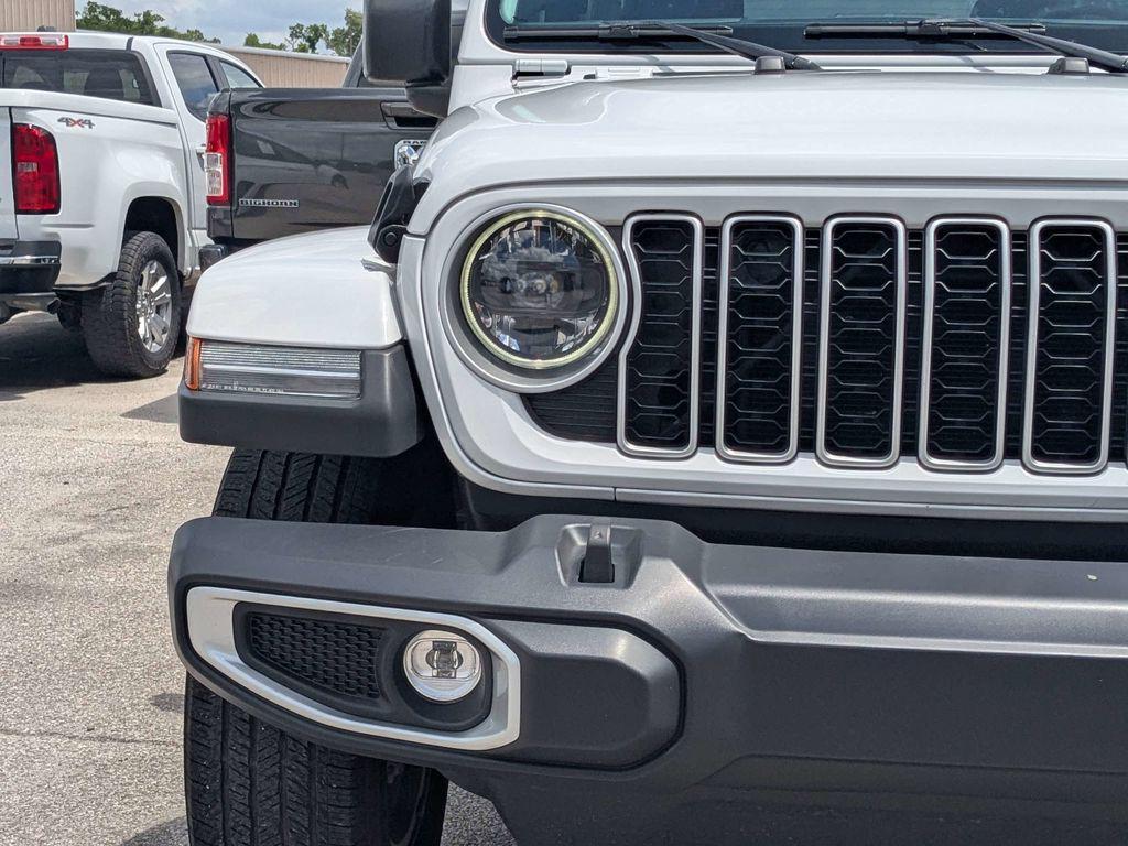 used 2025 Jeep Wrangler car, priced at $34,274