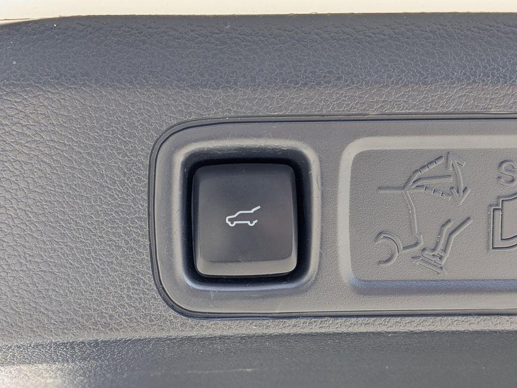 used 2023 Ford Expedition car, priced at $37,987