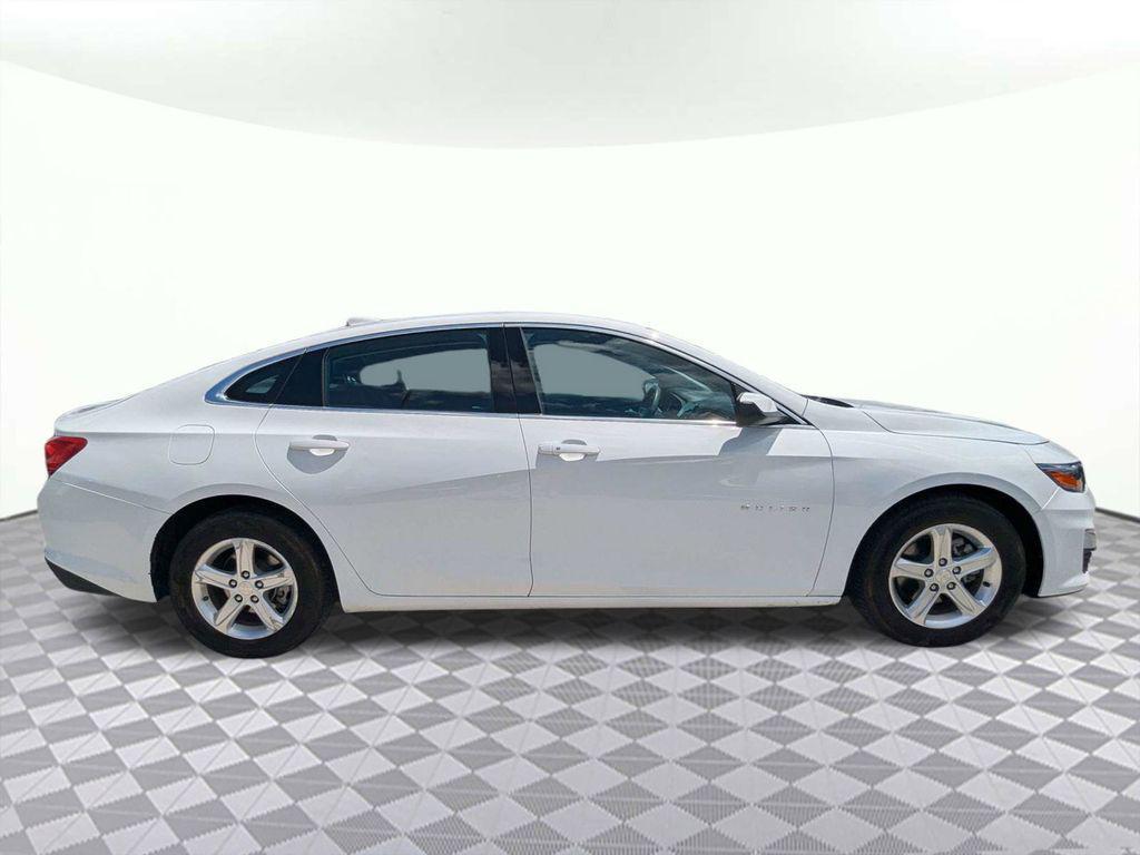 used 2024 Chevrolet Malibu car, priced at $18,622