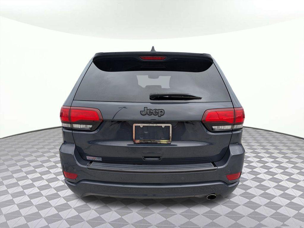 used 2018 Jeep Grand Cherokee car, priced at $10,919