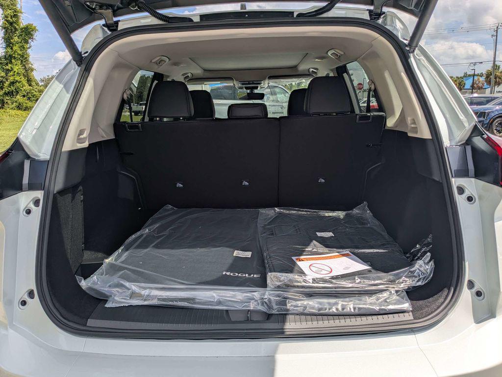 new 2026 Nissan Rogue car, priced at $33,057
